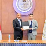 وزير التربية والتعليم يكرم أوائل الثانوية العامة على مستوى الجمهورية