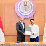 وزير التربية والتعليم يكرم أوائل الثانوية العامة على مستوى الجمهورية