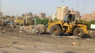 صورة رفع تراكمات المخلفات فى “الخصوص”و”الهرم”