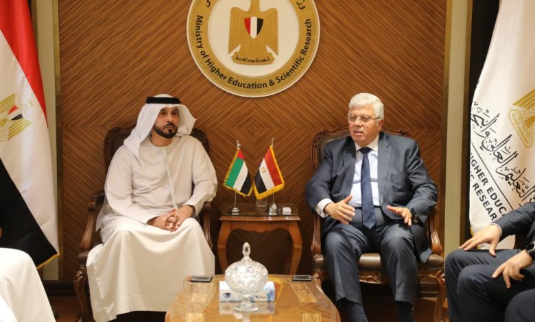 الدكتور أيمن عاشور وزير التعليم العالي والبحث العلمي يلتقى الشيخ خليفة بن محمد بن خالد آل نهيان مستشار ديوان الرئاسة بدولة الإمارات العربية المتحدة