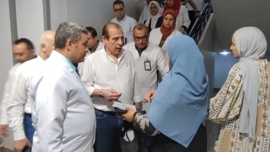 صورة د.عمرو قنديل يوجه بالتحقيق مع المقصرين خلال جولة تفقدية بالقليوبية