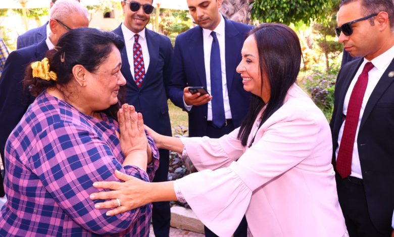 وزيرة التضامن الاجتماعي تفتتح أعمال تطوير دار "الهدايا"بالإسكندرية