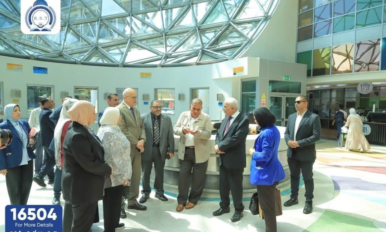 وفد من جامعة الريادة يزور مستشفى سرطان الأطفال 57357 بالقاهرة