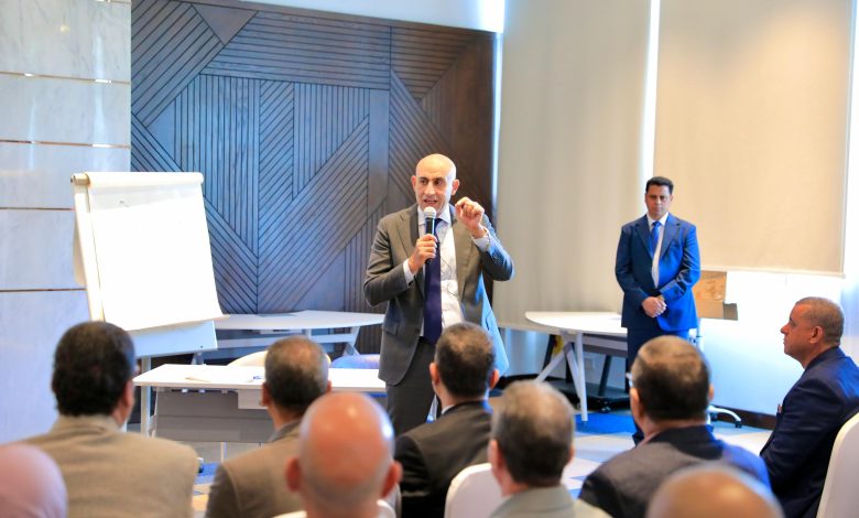 وزير التعليم يشارك فى ورشة تدريب معلمي وموجهي الرياضيات بالمرحلة الابتدائية على المنهج الجديد