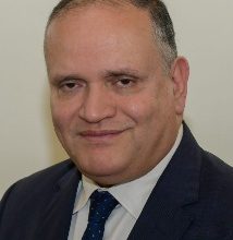 صورة د. محمد العطار نائبًا لرئيس جامعة القاهرة الأهلية للشئون الأكاديمية