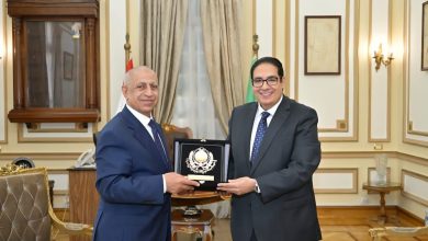 صورة جامعة القاهرة والأكاديمية العربية للعلوم تبحثان آفاق التعاون الأكاديمي والبحثي