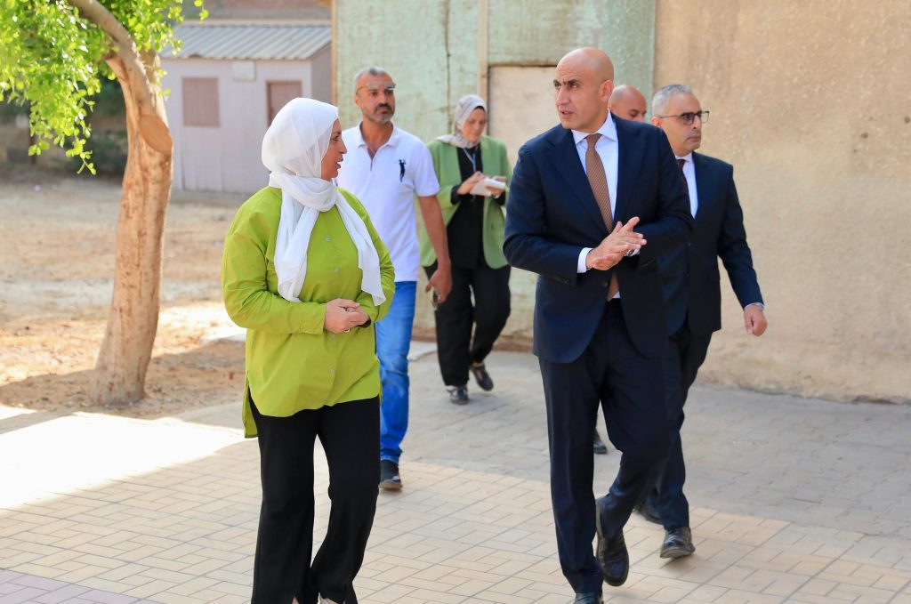وزير التربية والتعليم يتابع انتظام الدراسة في مدارس عين شمس ومدينة السلام