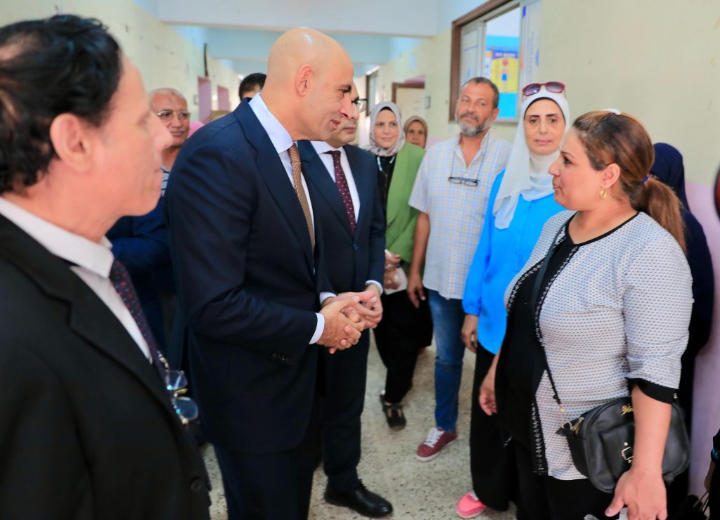 وزير التربية والتعليم يتابع انتظام الدراسة في مدارس عين شمس ومدينة السلام