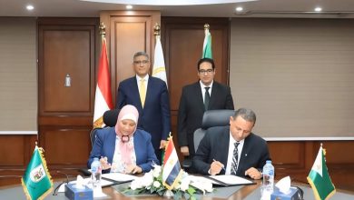 صورة جامعة القاهرة ومحافظة الجيزة توقعان بروتوكولًا لتعقيم الكلاب الضالة