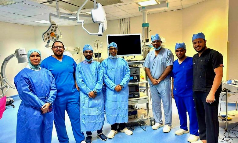 تشغيل أول وحدة مناظير مسالك بمستشفى أسوان التخصصي