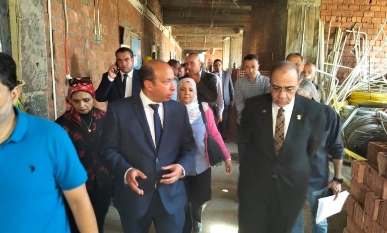 عميد "قصر العيني" يتابع معدلات التنفيذ فى مبنى العيادات الخارجية الجديد