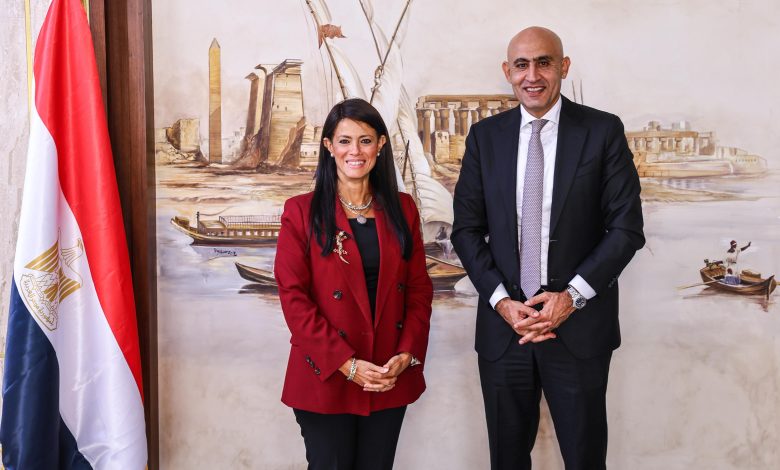 الدكتورة رانيا المشاط الدكتورة رانيا المشاط وزيرة التخطيط والتنمية الاقتصادية والتعاون الدولي تلتقى محمد عبد اللطيف وزير التربية والتعليم والتعليم الفني