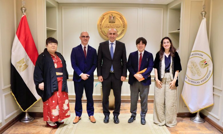 استقبل محمد عبد اللطيف وزير التربية والتعليم والتعليم الفني أوكومورا هاتسوكو ممثل جامعة هيروشيما