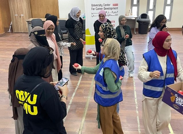 جامعة بورسعيد تحتفل بالطلاب الوافدين من الهند