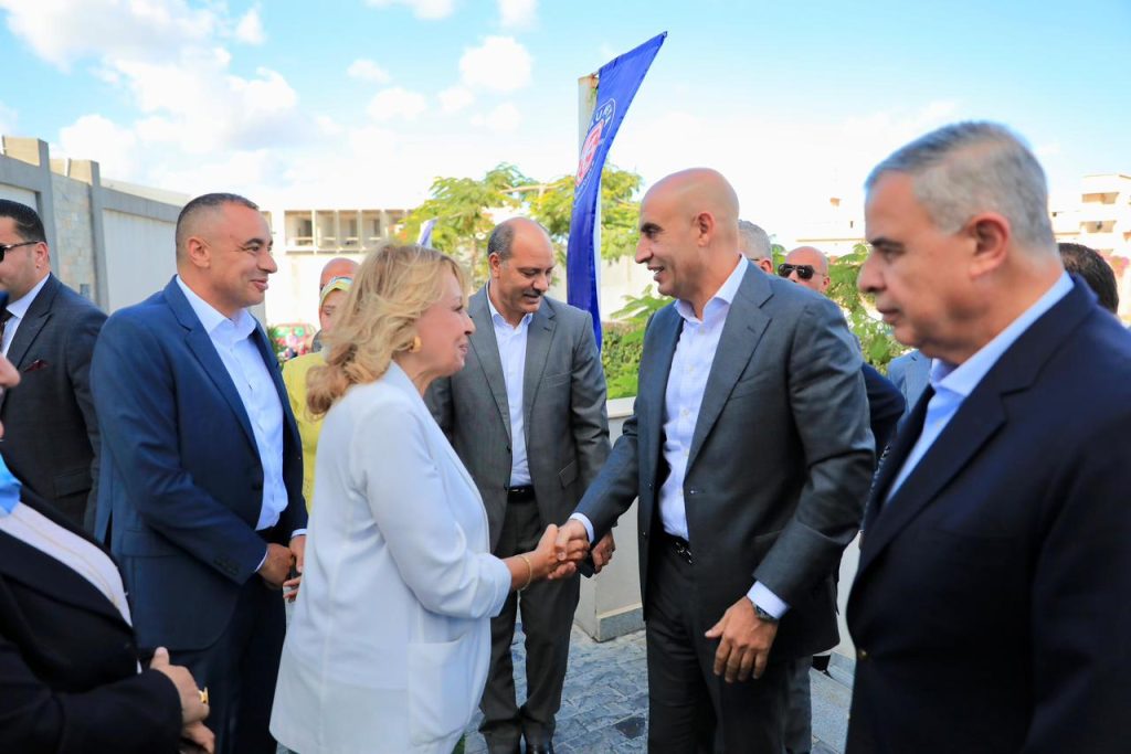 وزير التعليم ومحافظ الاسكندرية يفتتحان مدرسة "الشهيد محمد صبحي" بالأسكندرية 