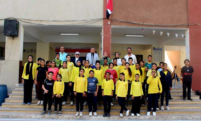 د.هالة عبد السلام ووكيل وزارة التعليم بالجيزة يتفقدان مدارس إدارة الدقي