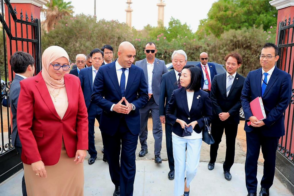 الأميرة "أكيكو" في زيارة ميدانية إلى المدرسة المصرية اليابانية