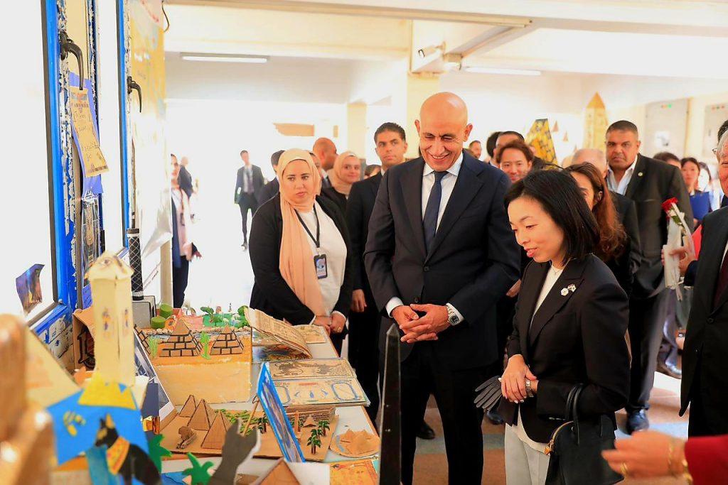 الأميرة "أكيكو" في زيارة ميدانية إلى المدرسة المصرية اليابانية