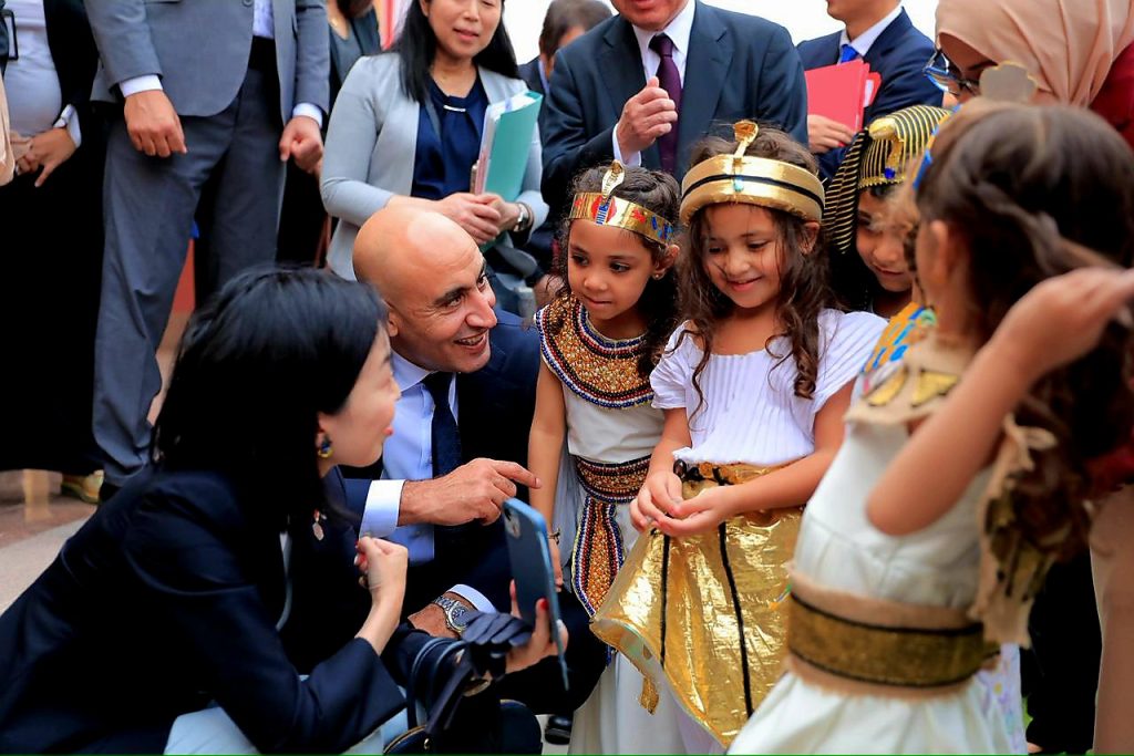 الأميرة "أكيكو" في زيارة ميدانية إلى المدرسة المصرية اليابانية