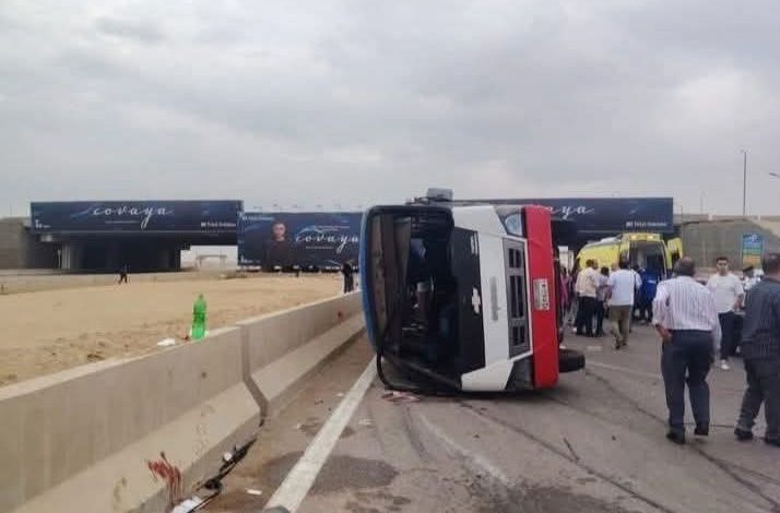 حادث انقلاب ميني باص عند الكيلو 40 بطريق القاهرة – العين السخنة، مدخل العاصمة الإدارية الجديدة