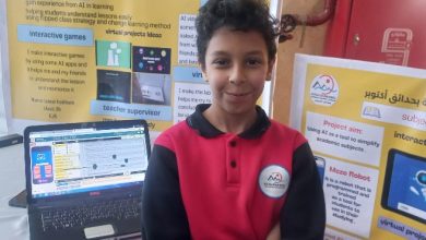 صورة من “المدرسة المصرية اليابانية” … تلميذ يبتكر تعليمًا ذكياً
