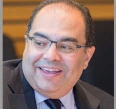 صورة اختيار د. محمود محيي الدين زميلاً بالجمعية الملكية للاقتصاد البريطانية