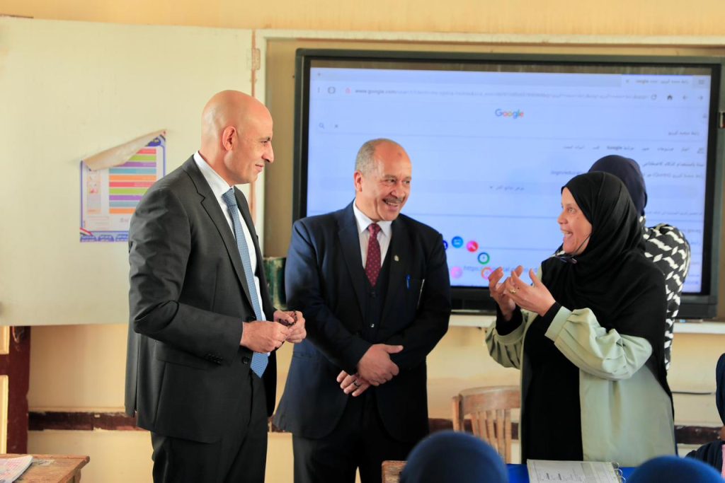 وزير التربية والتعليم يتفقد مدارس دمياط