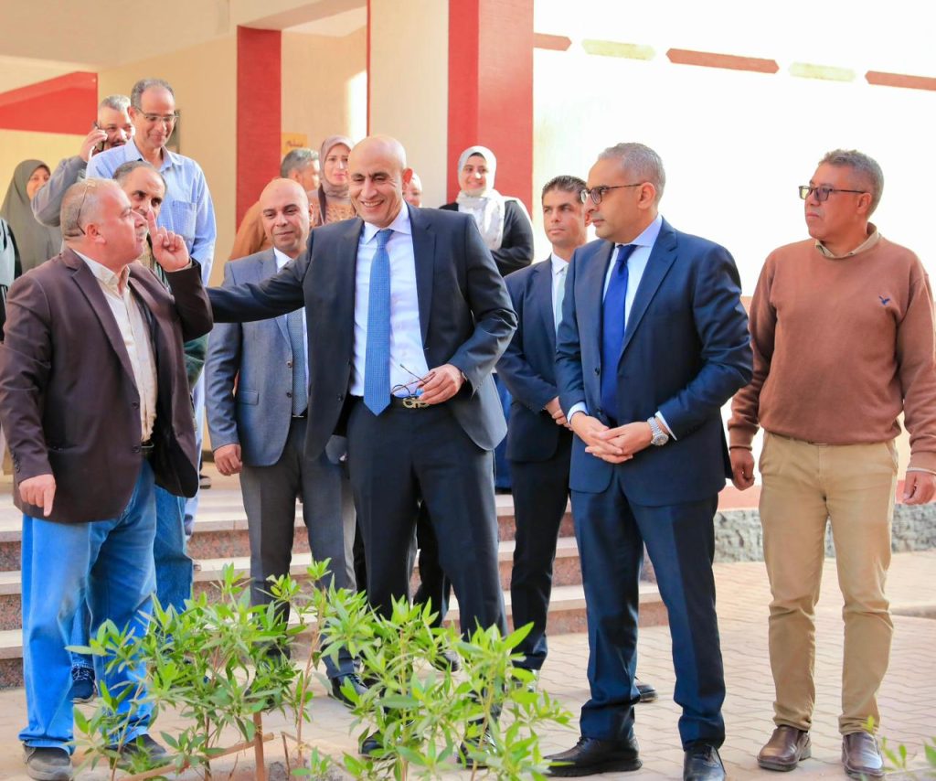 وزير التربية والتعليم يتفقد مدارس دمياط