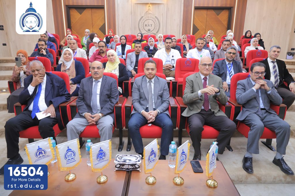 جامعة "الريادة" تطلق برامج تطوير أعضاء هيئة التدريس