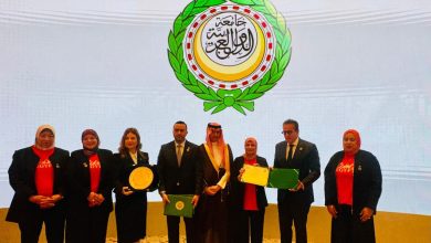 صورة مصر تحصد جائزتي الطبيب العربي والعمل المميز في التمريض خلال مجلس وزراء الصحة العرب الـ63