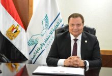 صورة منح الاعتماد لـ 23 منشأة  في 10 محافظات