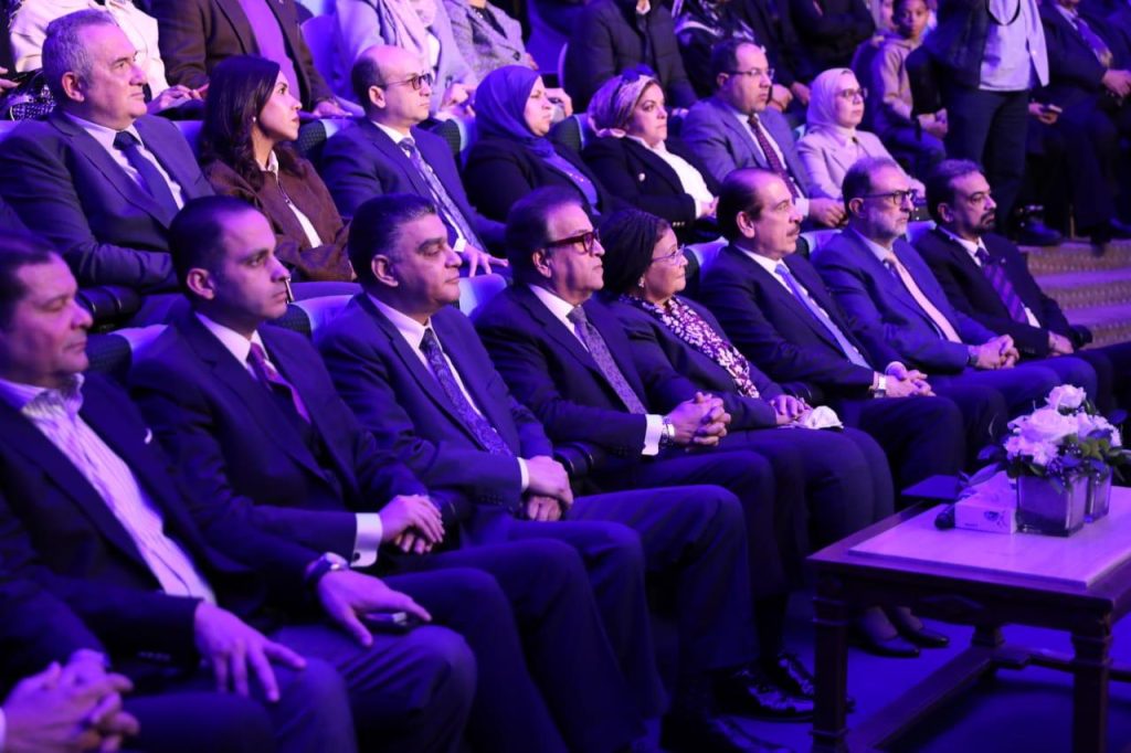 تكرّيم (أبطال الصحة) خلال احتفالية «يوم الوفاء»