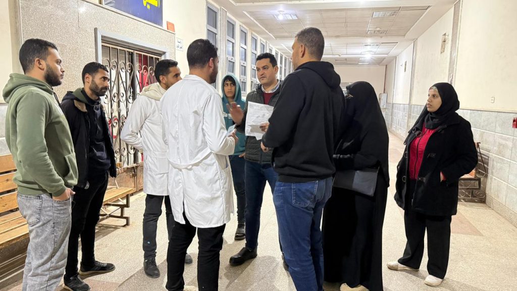 وكيل صحة البحيرة يتفقد مستشفى كفر الدوار العام