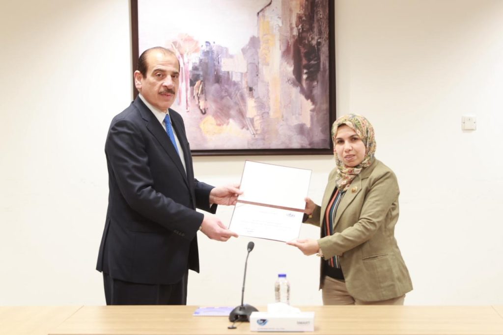 وزير الصحة يكرم قطاع الطب الوقائي