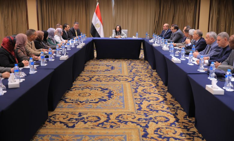 اجتماع الدكتورة مايا مرسي وزيرة التضامن الاجتماعي مع مديري المديريات على مستوى محافظات الجمهورية