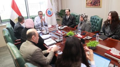 صورة وزير الصحة يتابع آليات تكليف دفعة 2023 بالمهن الطبية