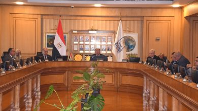 صورة رئيس جامعة العاصمة يدعو لتعاون مشترك مع «التعليم» لتحديث المناهج وتطوير الأنشطة