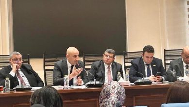 صورة “عبد اللطيف” أمام النواب يطالب بمد التعليم الإلزامي إلى 13 عامًا