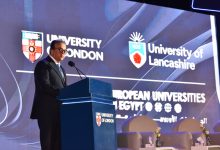 صورة وزير الصحة يشهد تخريج أول دفعة من “الجامعات الأوروبية”في مصر