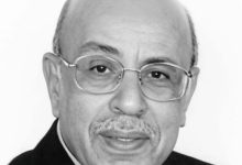 صورة جامعة القاهرة تنعى مفيد شهاب رئيس الجامعة ووزير التعليم العالي الأسبق