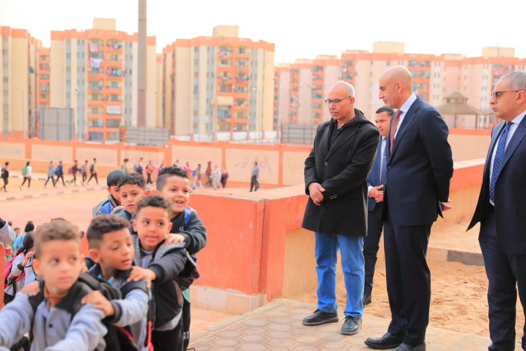 جولة وزير التعليم بمدارس “تحيا مصر” بحي الأسمرات