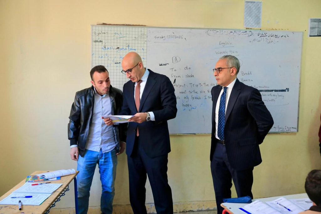 جولة وزير التعليم بمدارس “تحيا مصر” بحي الأسمرات