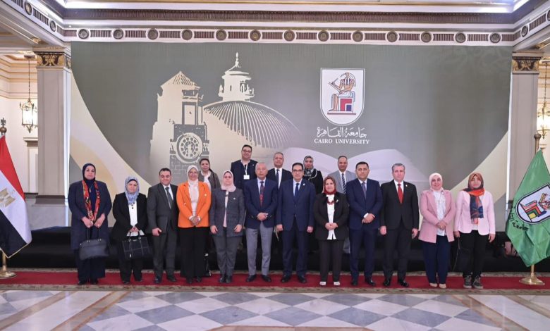 الدكتور محمد سامي عبدالصادق رئيس جامعة القاهرة يستقبل وفود الهيئة القومية لضمان جودة التعليم والاعتماد