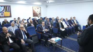 صورة الشبكة القومية للسكتة الدماغية على طاولة اجتماع وزير الصحة بالعاصمة الجديدة