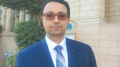 صورة سر زيارة وفد السويد لوحدة (الإيكمو) بالقصر العيني يكشفها د.اكرم عبد الباري فى حوار خاص