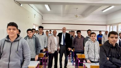 صورة جولة وزير التعليم  لمدارس قنا