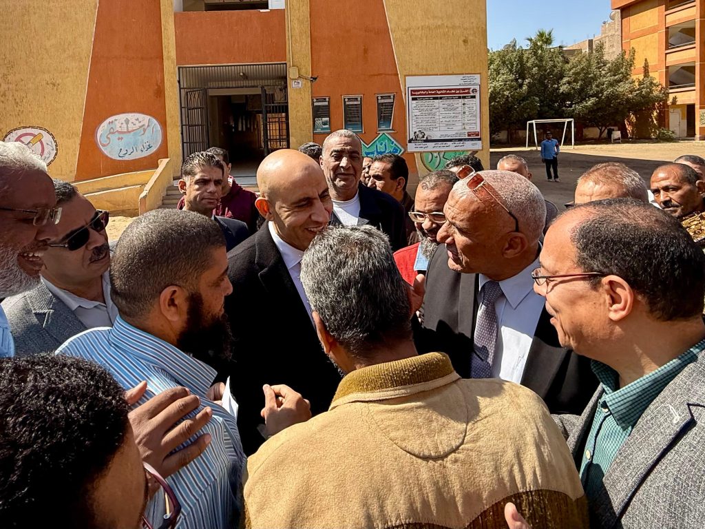 وزير التربية والتعليم يتفقد مدارس إدارة قوص بقنا 