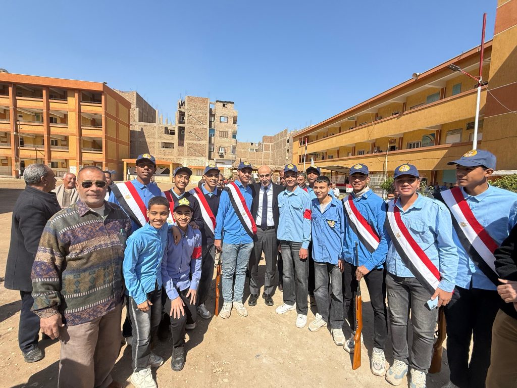 وزير التربية والتعليم يتفقد مدارس إدارة قوص بقنا 