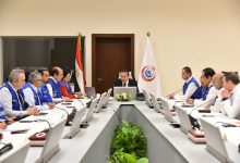 صورة وزير الصحة يتابع خطة تأمين احتفالات عيد الفطر