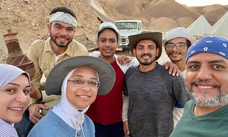 فريق مركز جامعة المنصورة للحفريات الفقارية